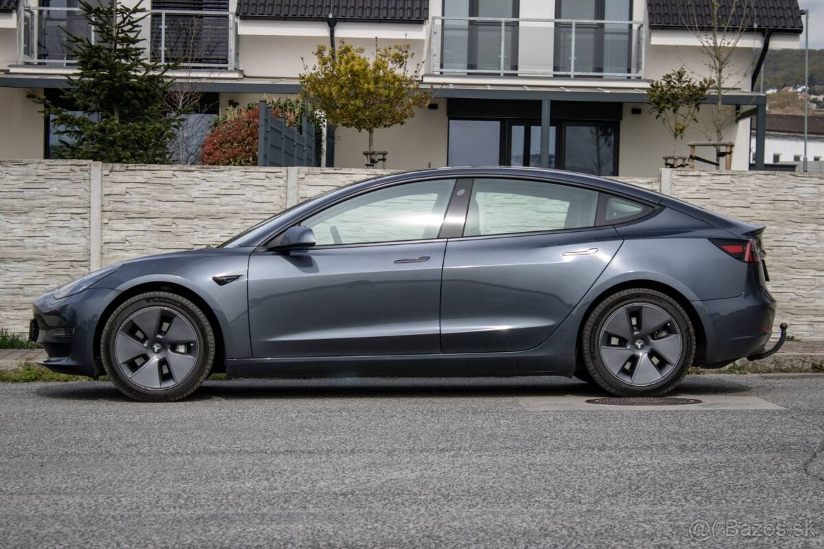Tesla Model 3 366kW - 8