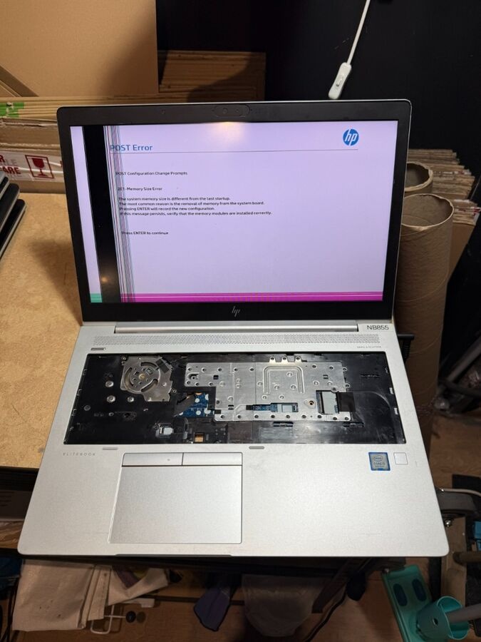 HP EliteBook 850 G5 BIOS heslo, poškodený LCD - 8