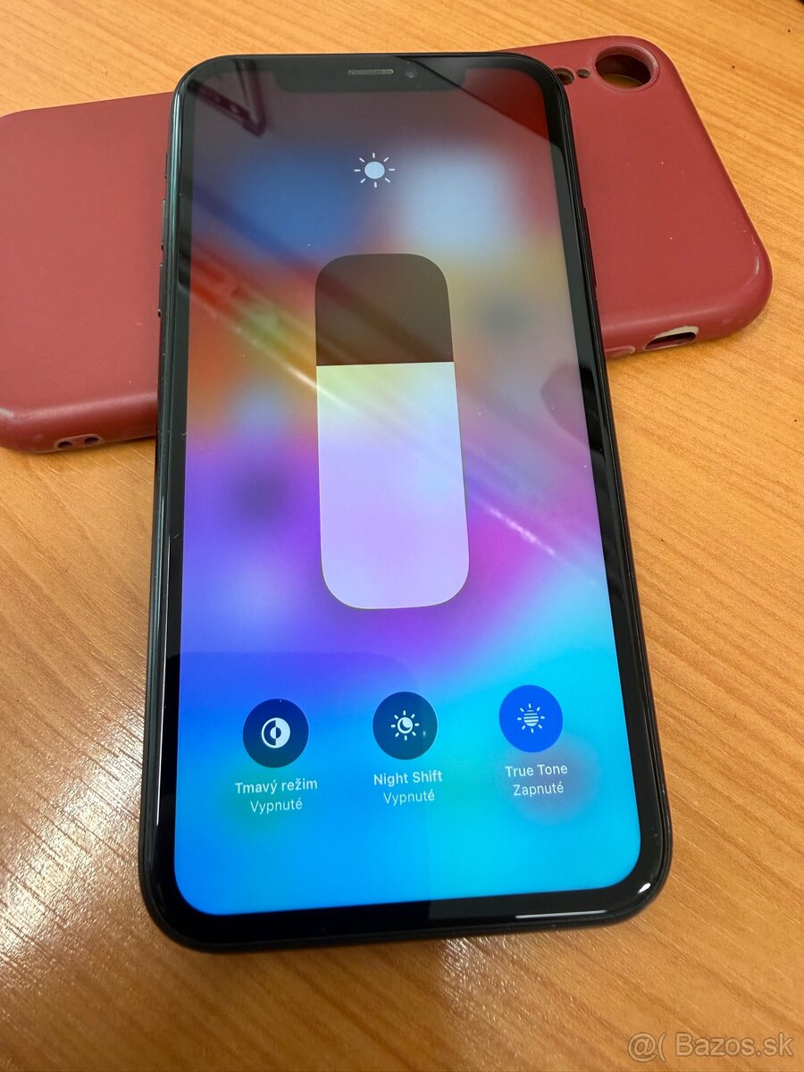 Apple iPhone xr 64 GB - 8