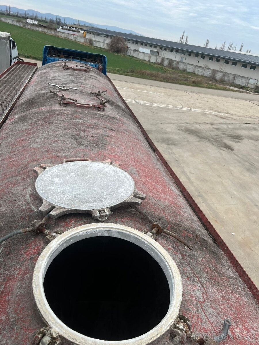 Cisterna Feldbinder EUT 37.3 - 8