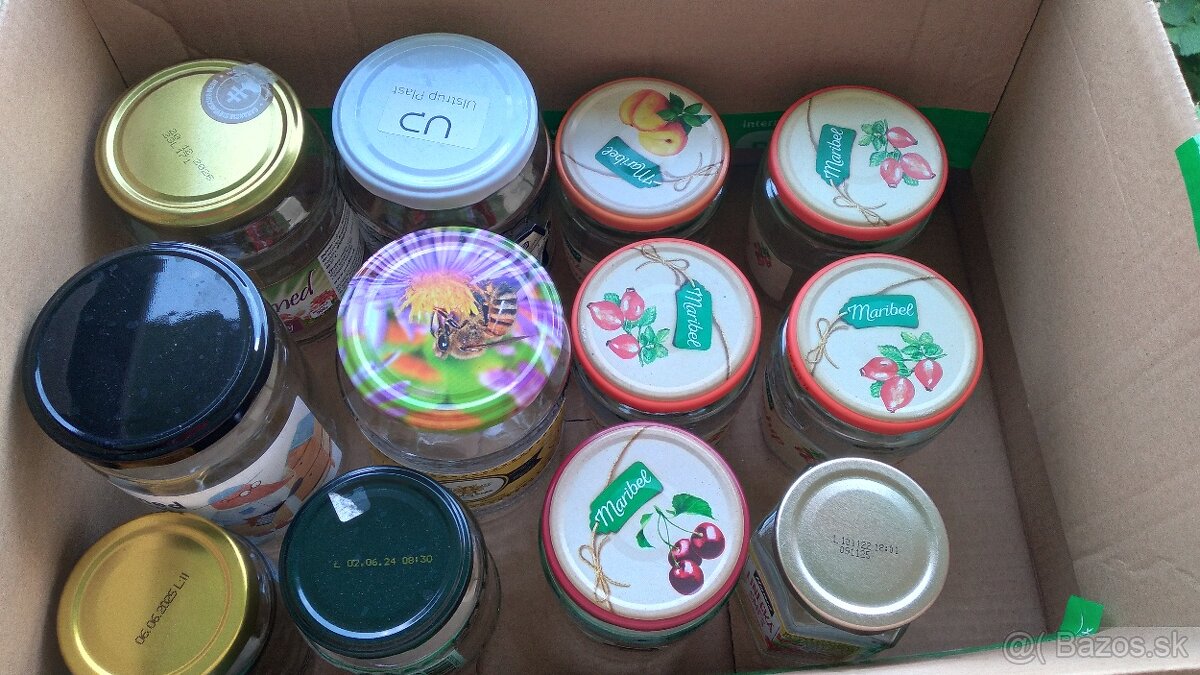 Predám RETRO šamlík, ruksak,stoličky, poháre, pískacie hračk - 8