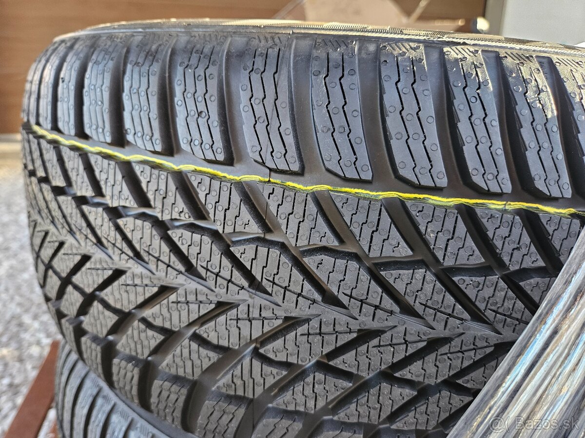 Nové zimné pneumatiky Nokian 235/50 R17 100V - 8