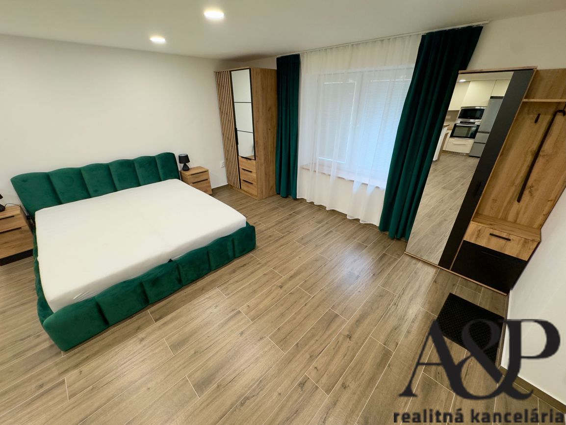 NA PRENÁJOM REKONŠTRUOVANÁ ČASŤ DOMU, BRESTOVEC, okr. MYJAVA - 8