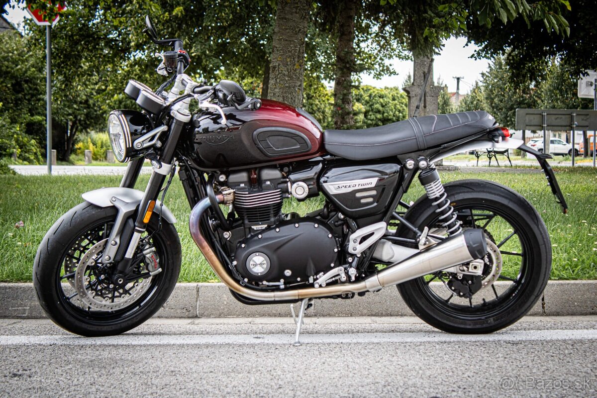 Triumph Speed Twin 1200 Stealth Edition - 8