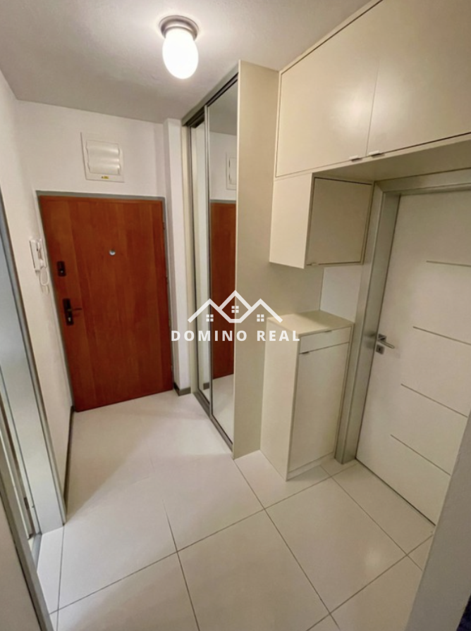 ihneď voľný 2-izbový byt s garážovým státím - 8