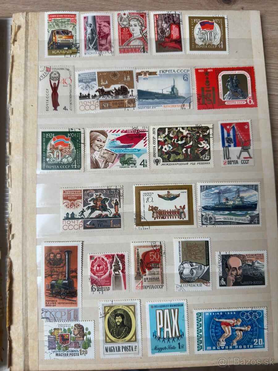 2 albumy poštových známok - 8