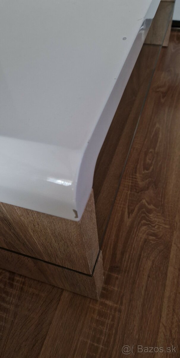 Konferečný stolik - 8