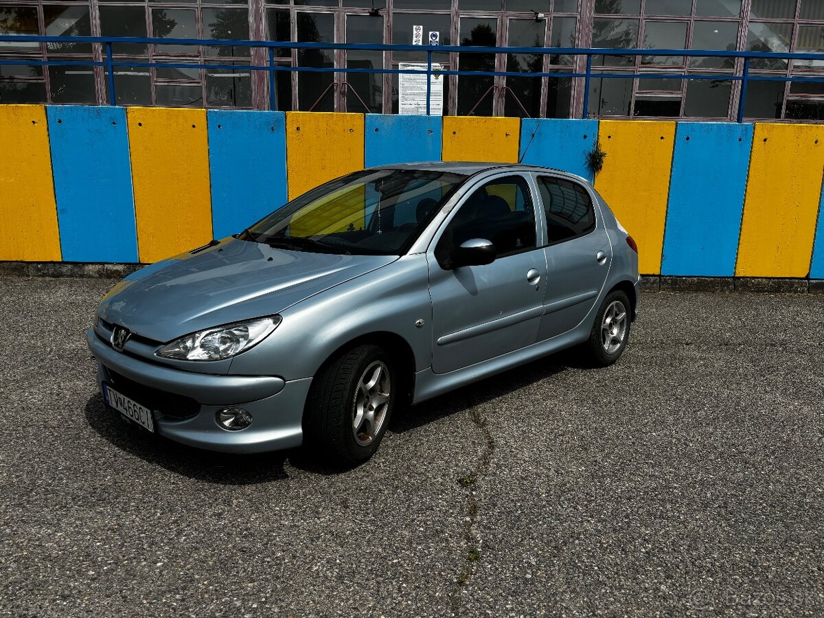 Peugeot 206 - 8