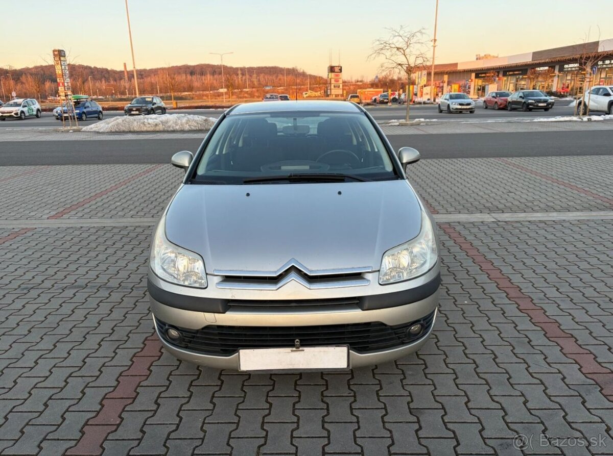 Citroen C4 1.4i 16V ČR STK 2/2028 - 8