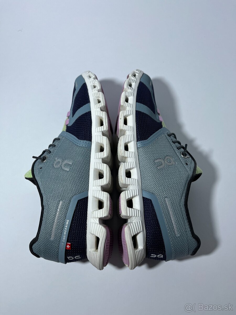 On Running, model Cloud 5, velikost 38 barevné - 8