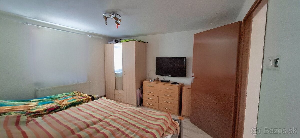 Rodinný dom (chalupa) v Jablonke - 8