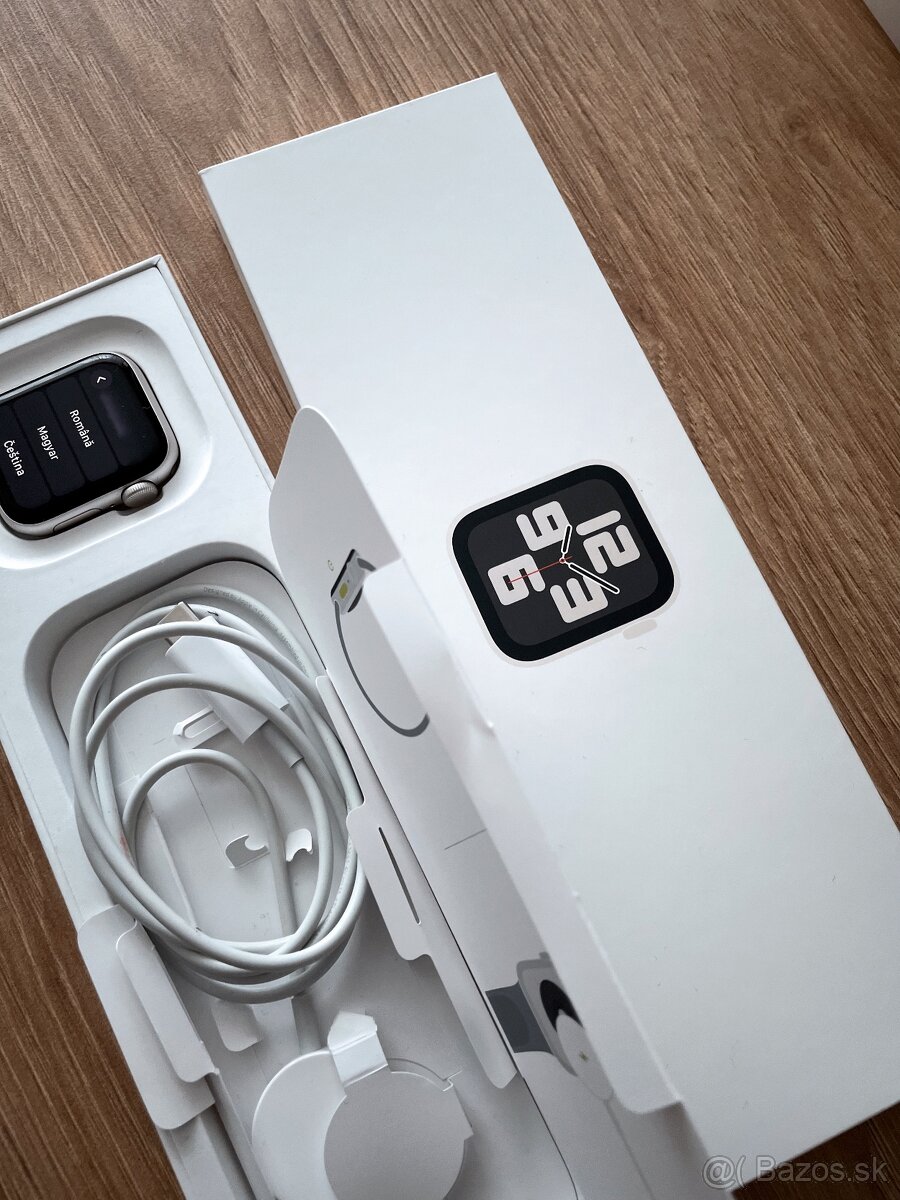 APPLE WATCH SE 2 • 44mm • 2024 • CELLULAR - 8