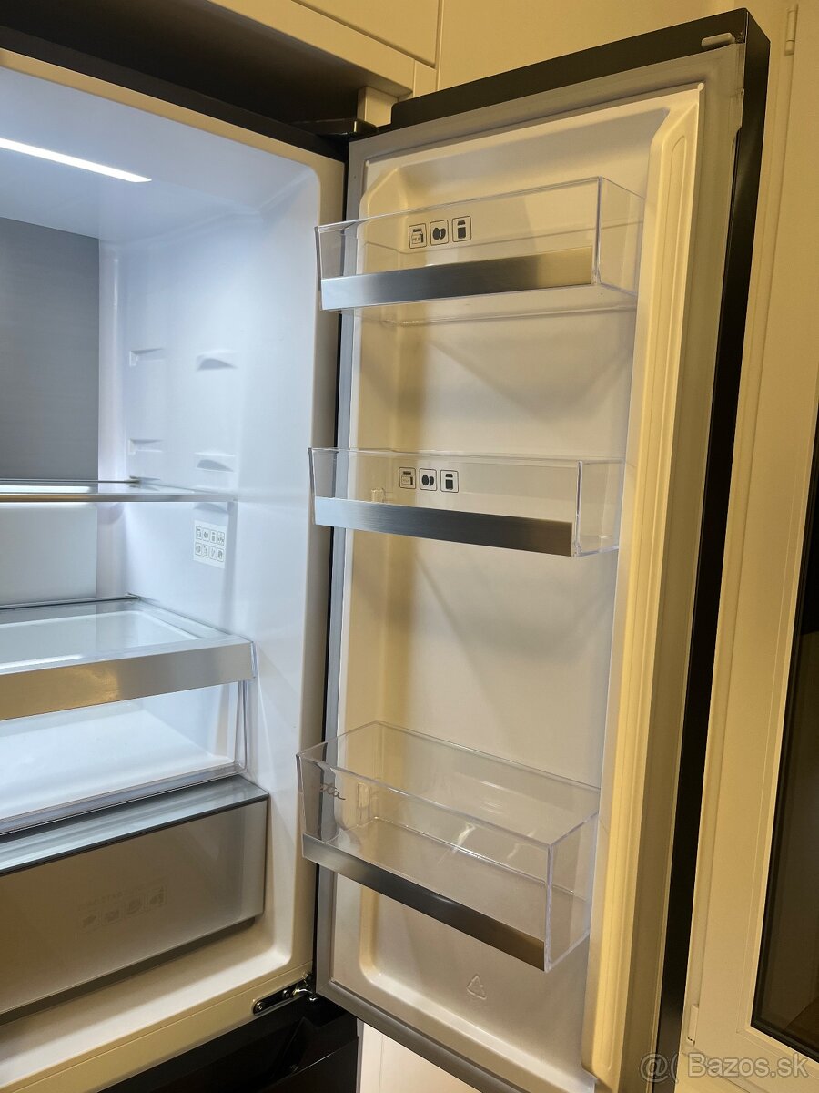 Americká chladnička ETA - 8