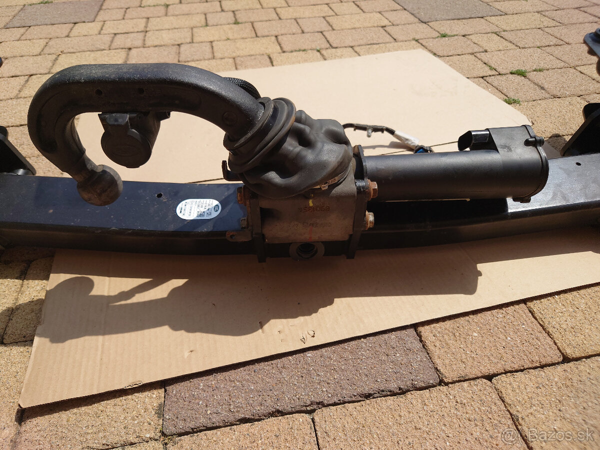 Elektricky sklopne tazne LR Discovery 5 3.5t - 8
