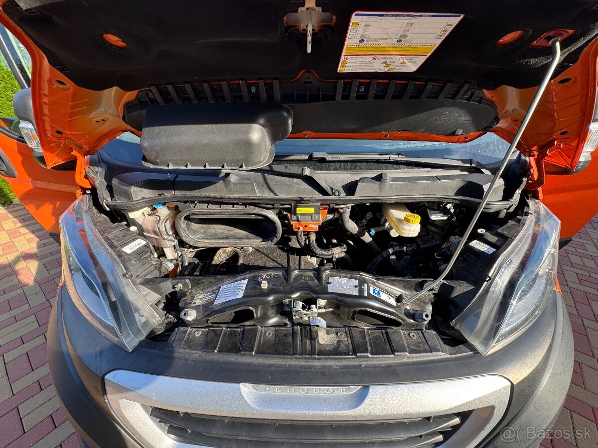 7-miestna dodávka Peugeot Boxer 2019 - 8