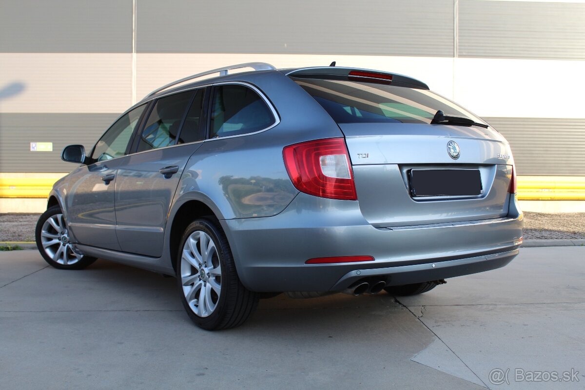 Skoda Superb 2.0 TDI combi - 8
