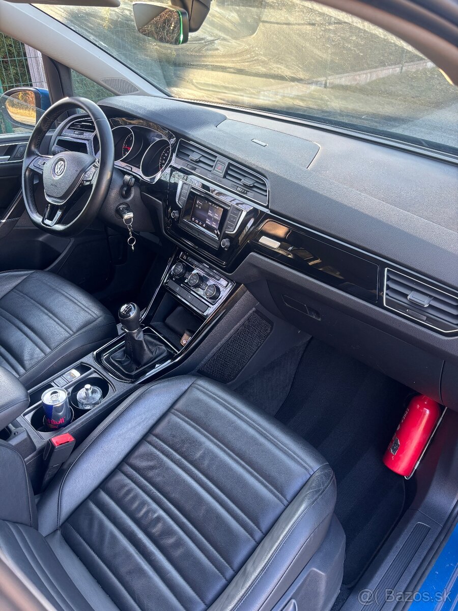 Volkswagen Touran 1.6 TDI SCR BMT 115k Edition Comfortline E - 8