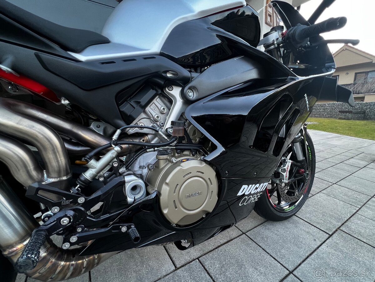 Ducati Panigale V4 top - 8
