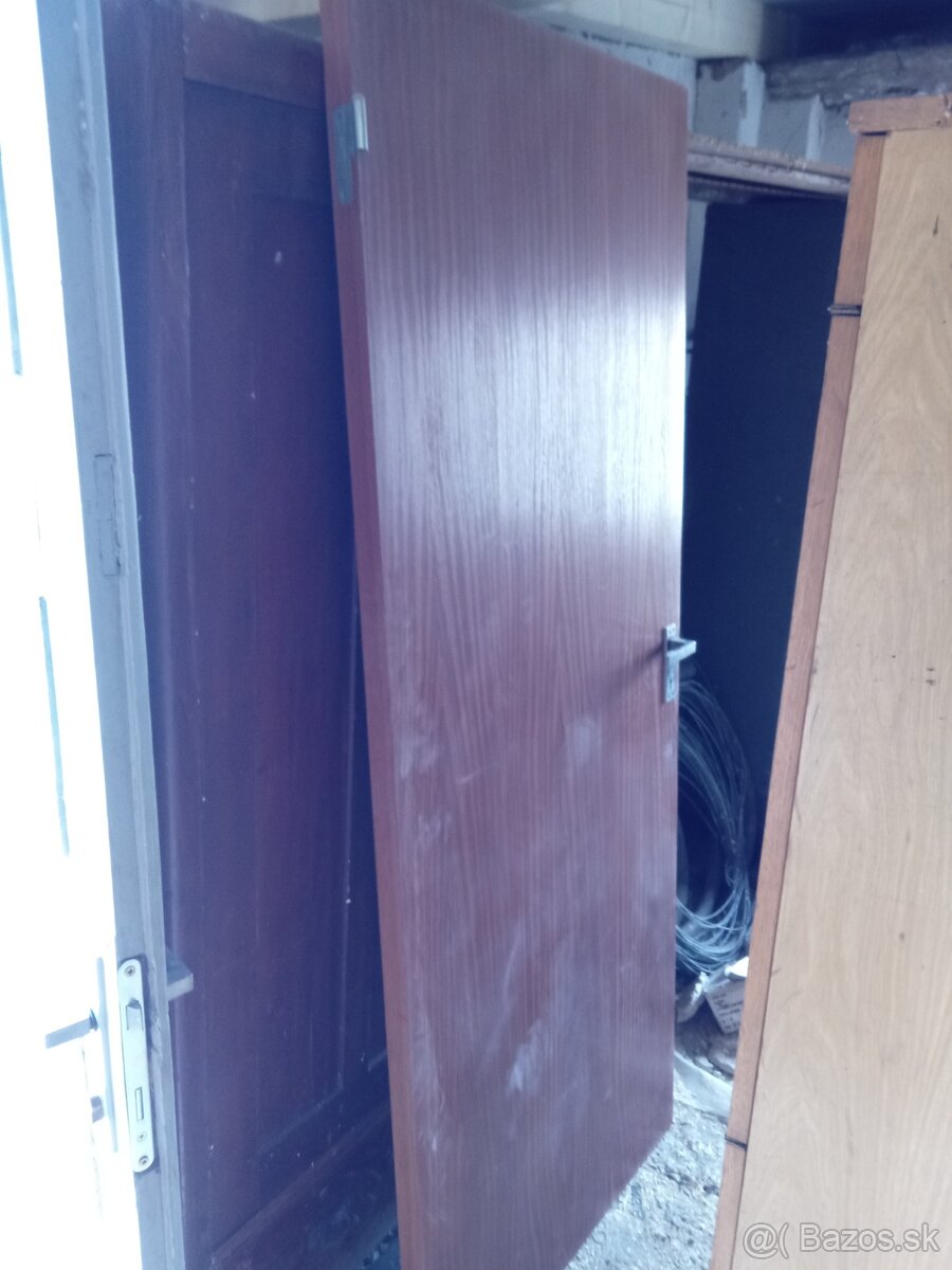 Predám drevené dvere vchodové a izbové - 8