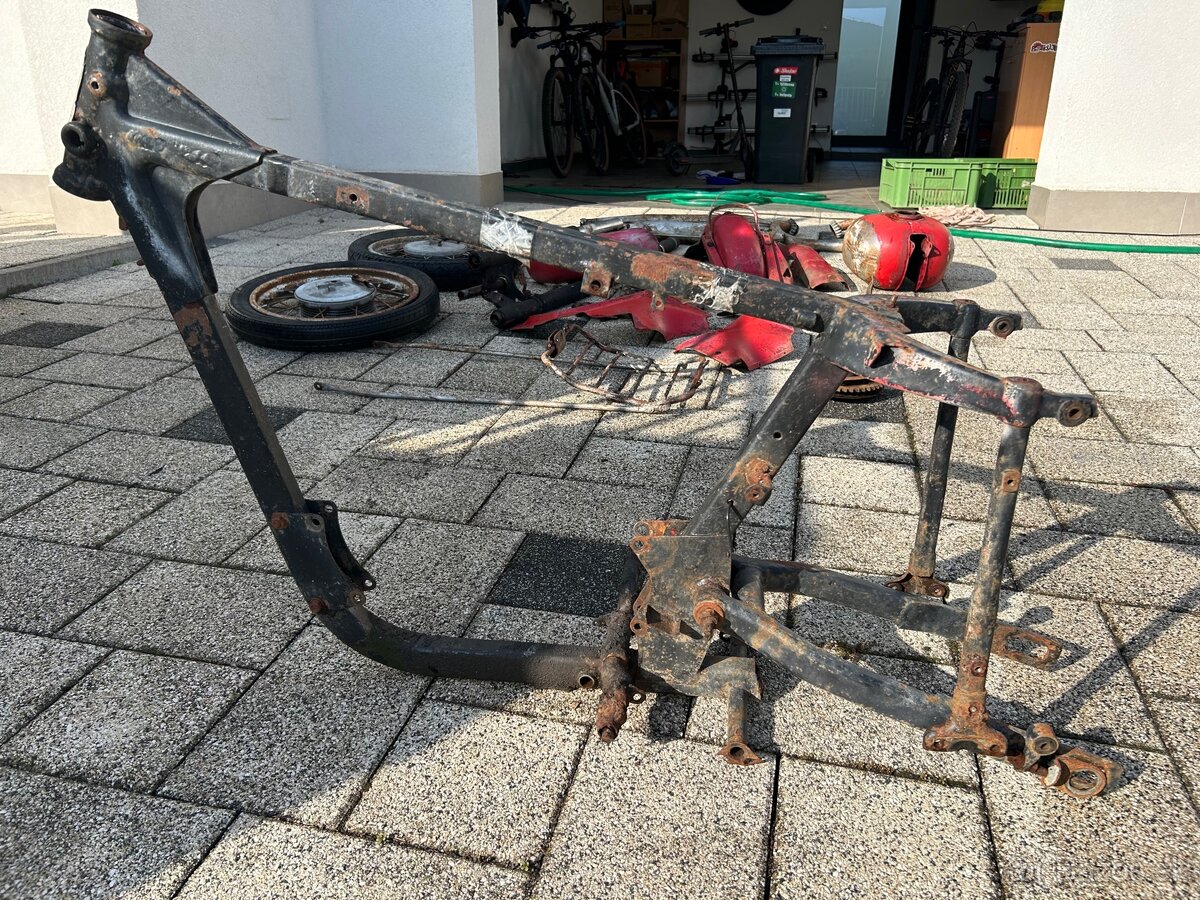 Diely jawa 250/350 kyvacka, panelka - 8