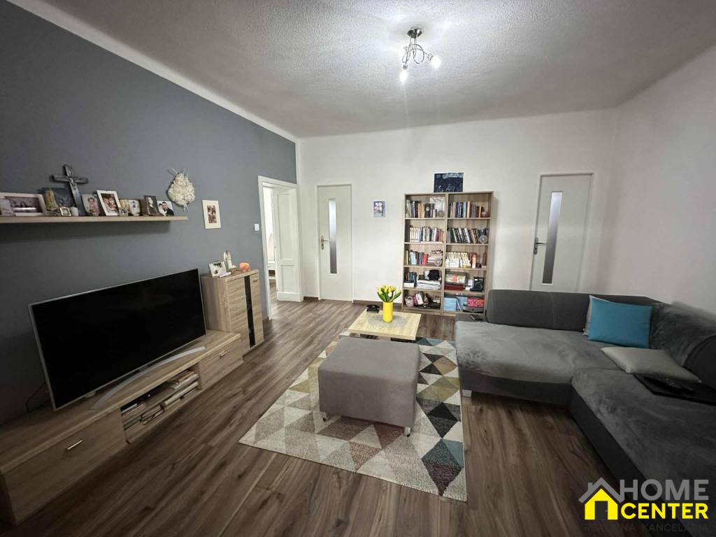 PREDAJ : rodinný dom, Marcelová - 8