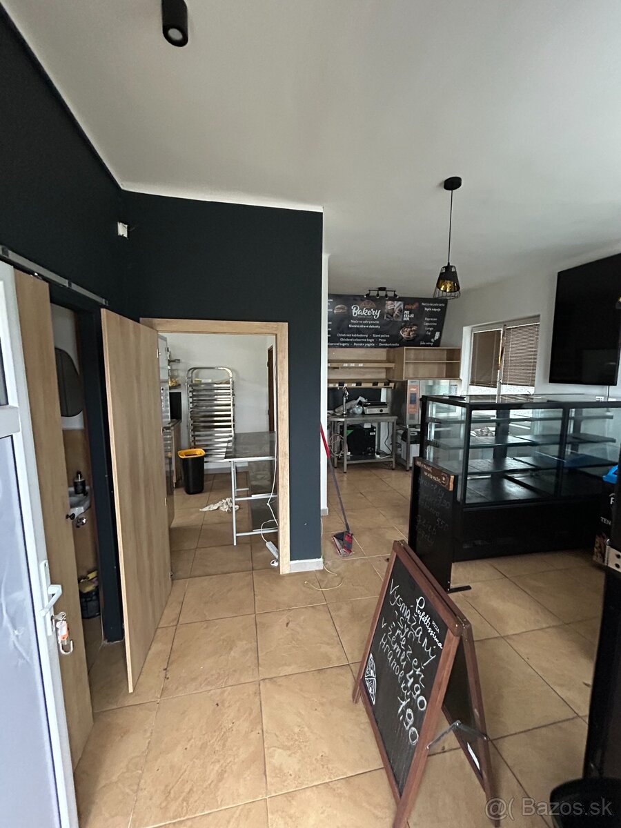 Prenajom obchodny priestor Hlohovec - 8