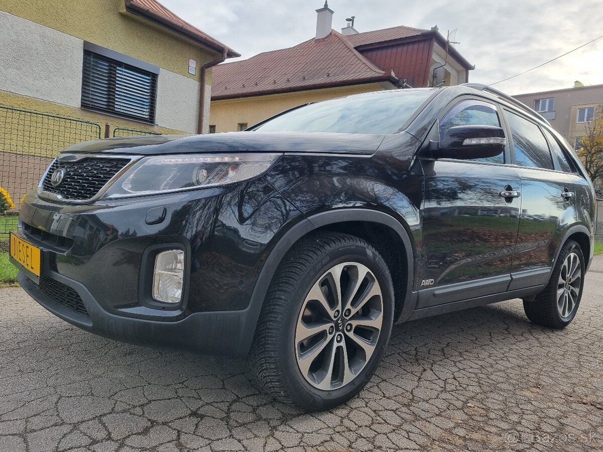 ===Kia Sorento=== - 8