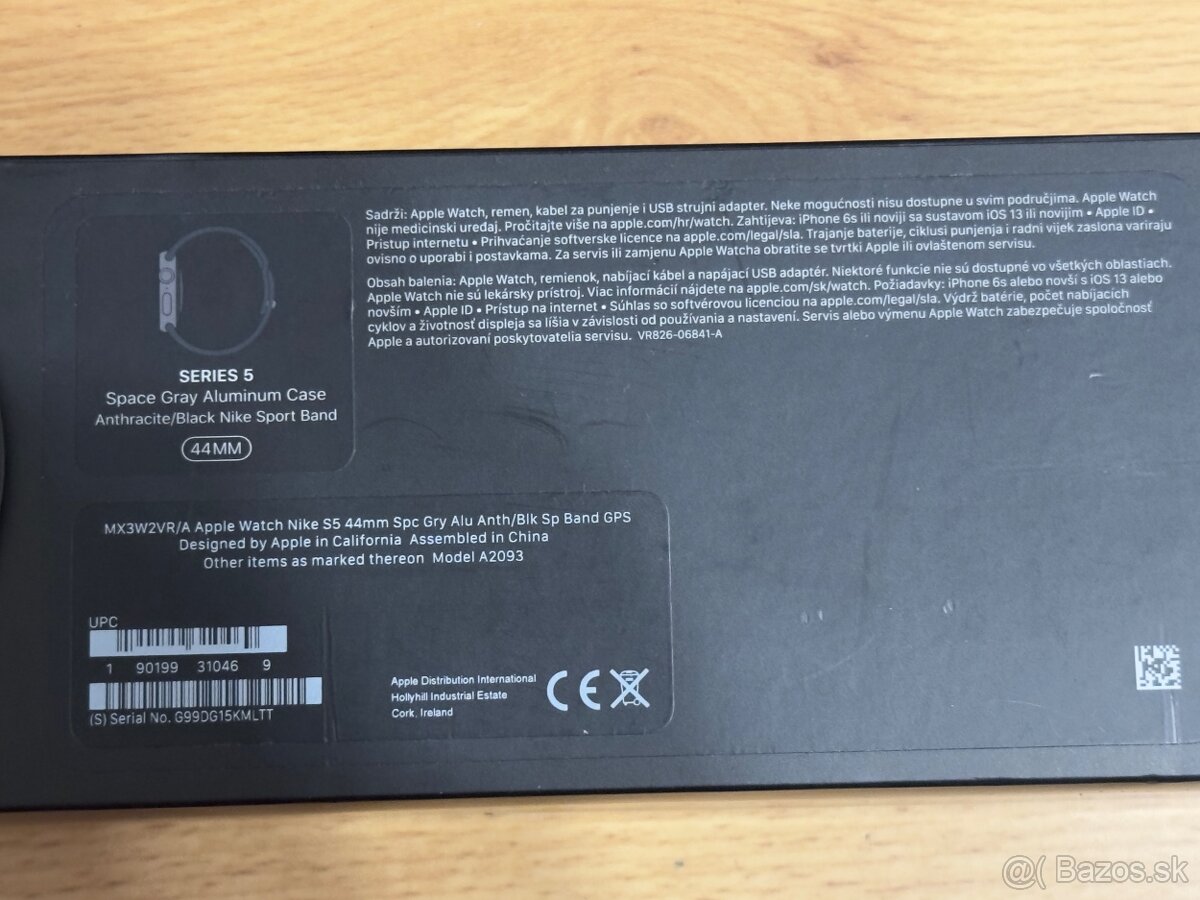 Apple Watch Series 5 Nike+ - 8