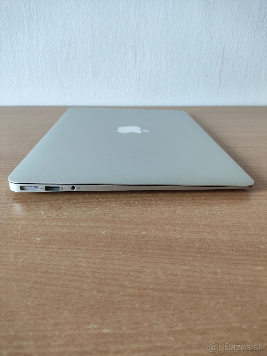 MacBook Air 2017 | i5 • 8GB • 128GB SSD - 8
