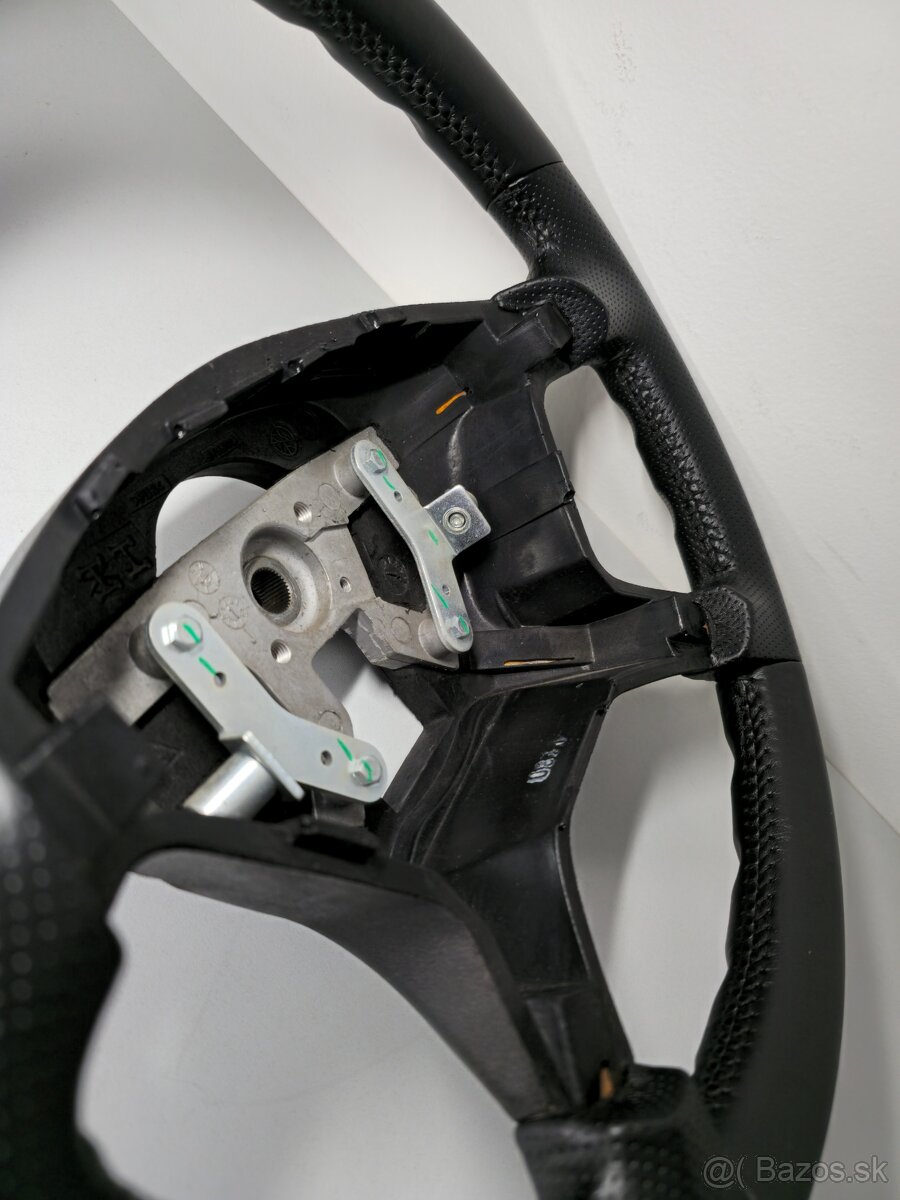 Kožený volant mitsubishi - 8