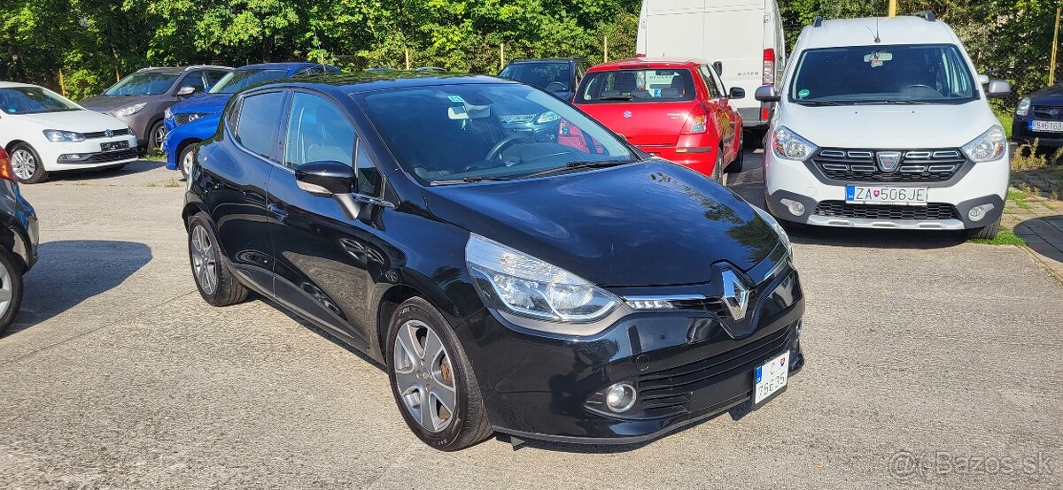 Renault Clio 1.2i rok 2014 naj.130000 km - 8