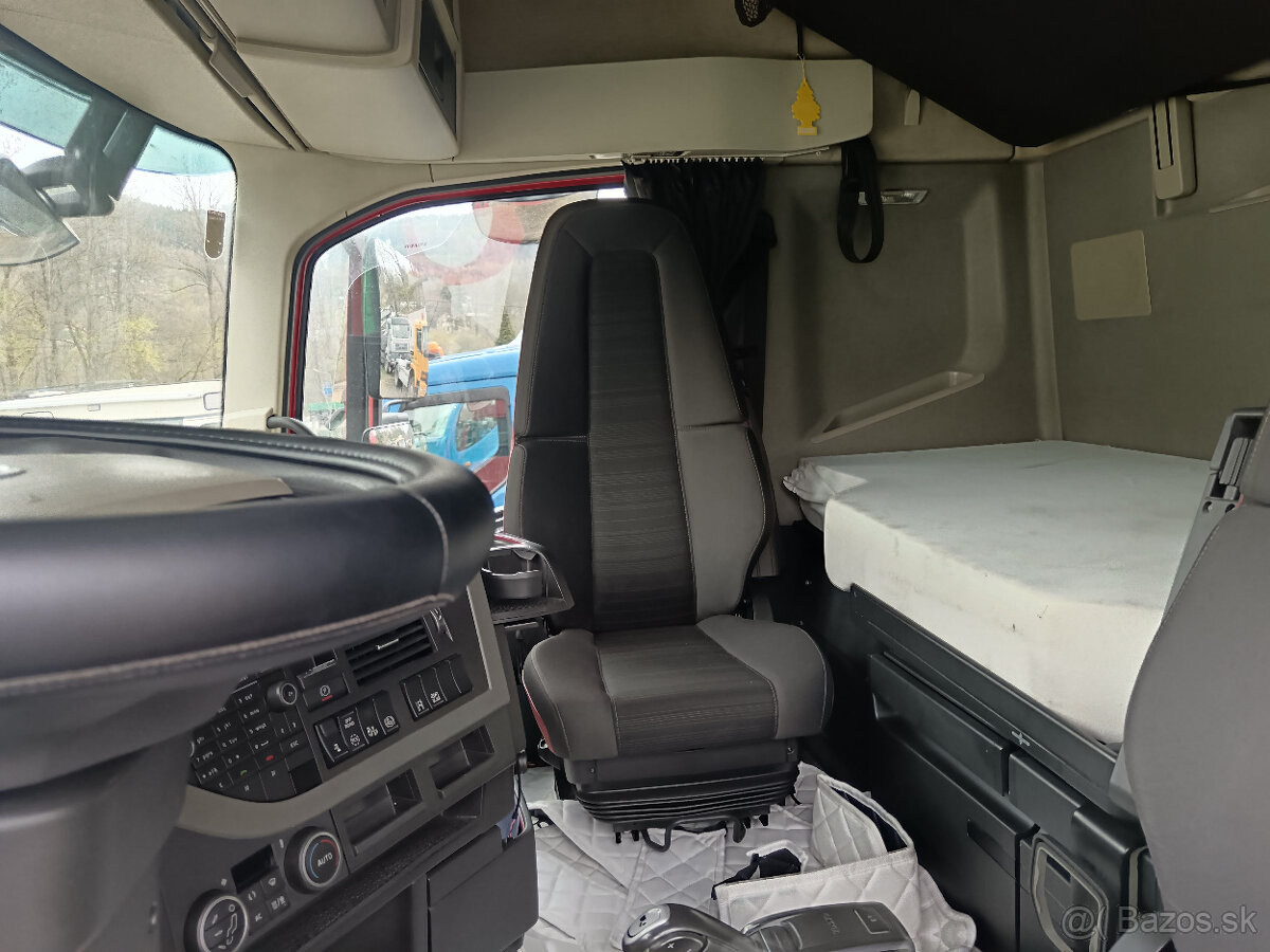 VOLVO FH 500 MEGA - 8