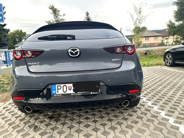 Mazda 3 - 8