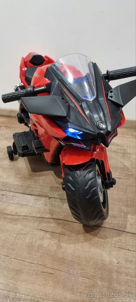 Detska motorka na baterky - 8