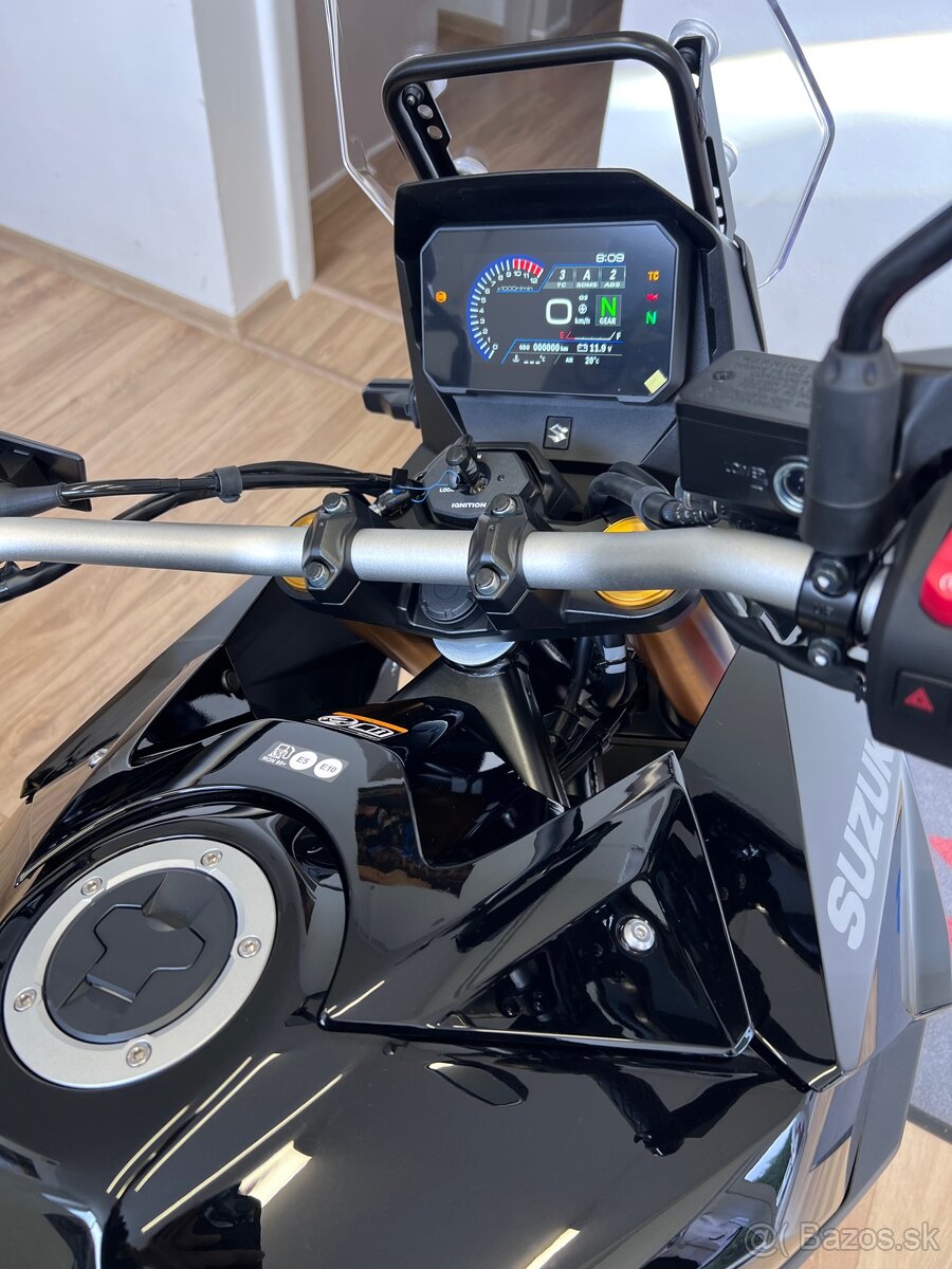 Suzuki V-strom 800 DE 2026 - 8