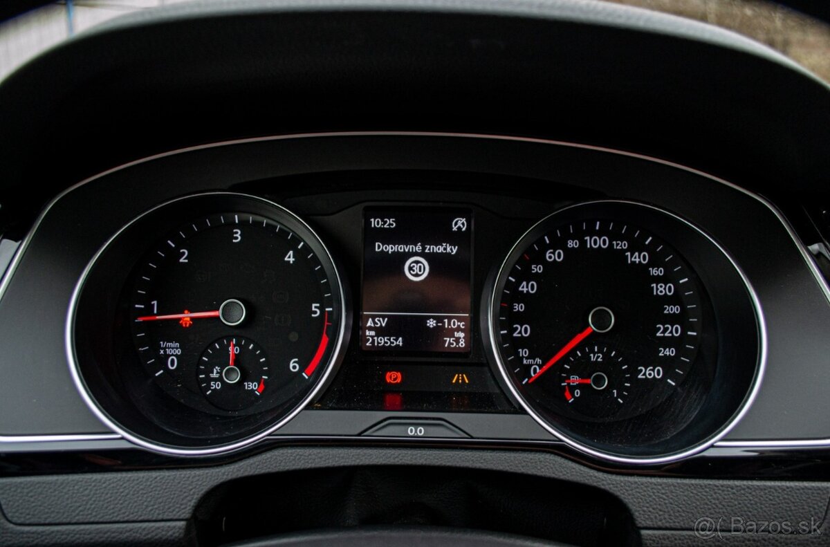 Volkswagen Passat Variant 2.0 TDI 140kW - 8