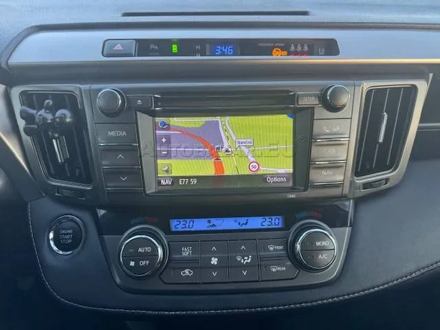 Toyota RAV4 2.2 l D-4D Premium AKONTACIA OD 0% - 8