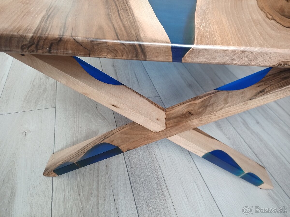 Epoxidový konferenčný stolik - 8