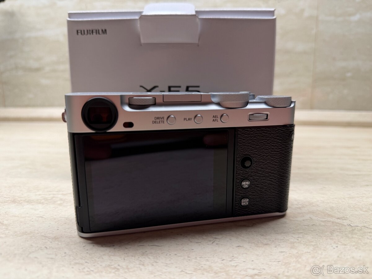 Fujifilm X-E5 + XF 23 mm WR strieborný, nový - 8