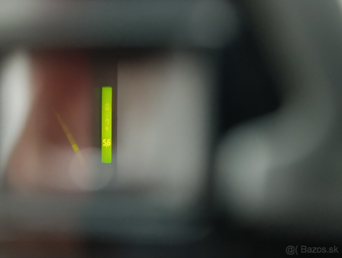 Analógová zrkadlovka Minolta - 8