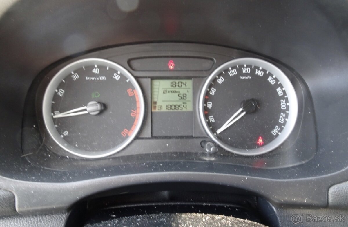 Škoda Fabia Combi 1.2 HTP 12V Ambiente - 8