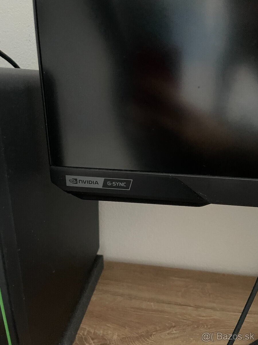 Lenovo Legion T5-26AMR5 / Samsung Odyssey G7 28" - 8