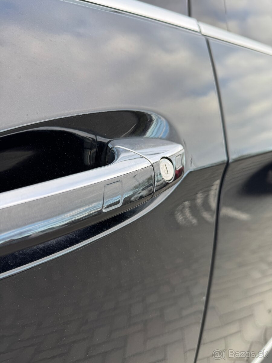 Mercedes Benz E350 CGI 215 kW AMG FULL VÝBAVA Webasto Night - 8