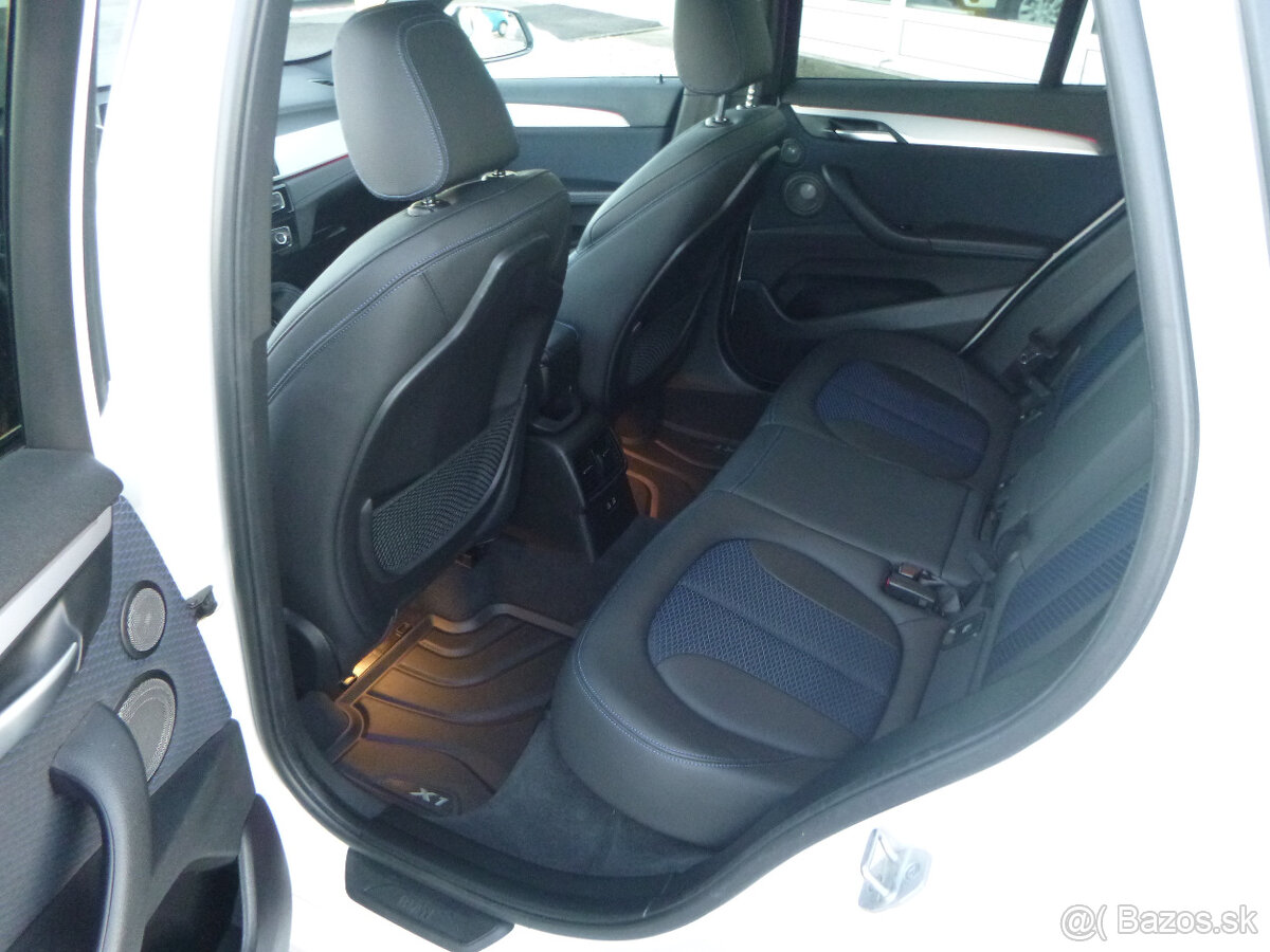 BMW X1 2,0 Tdi XDrive M Packet 2020 - 8