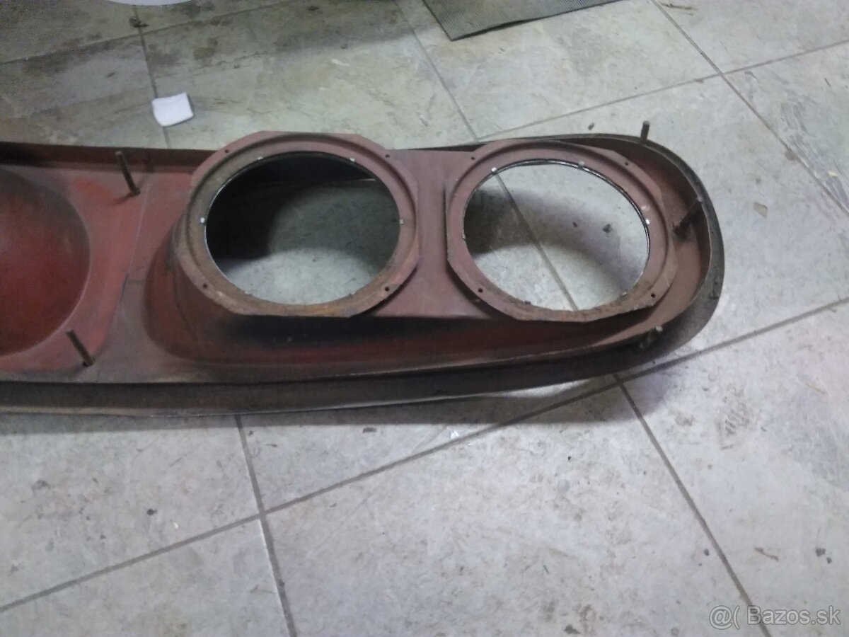 Predná maska z rámčekom Tatra 603. - 8