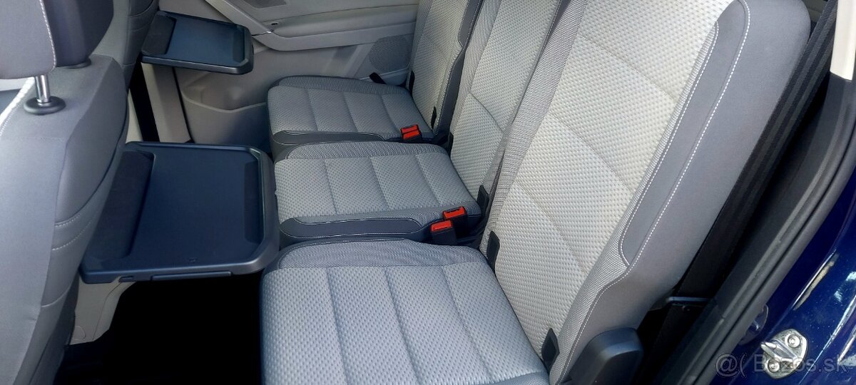 VW TOURAN 1,6 TDI COMFORTLINE - 8