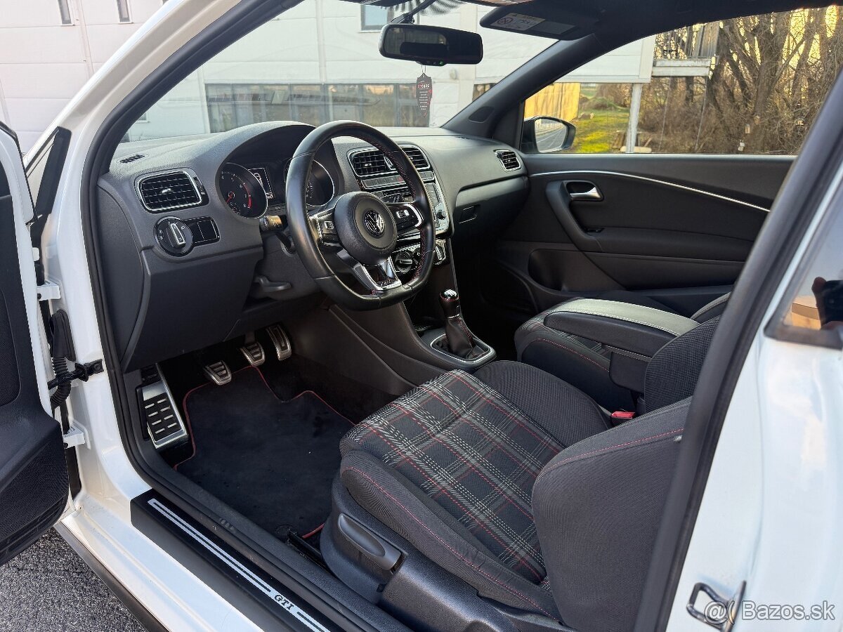 Na predaj Agresívne Vw Polo 1.8TSi 380HP 🏎️ - 8