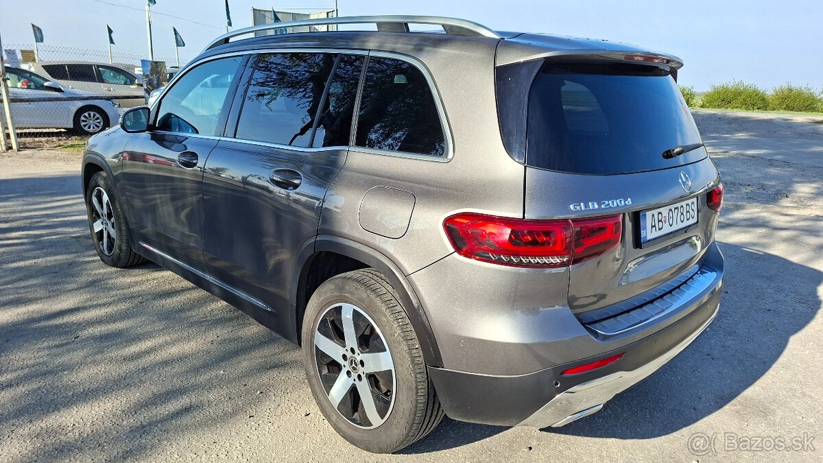 MERCEDES GLB 200d 4MATIC.AUTOMAT - 8