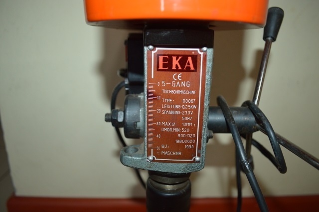 predam - stolova vrtacka EKA - 8