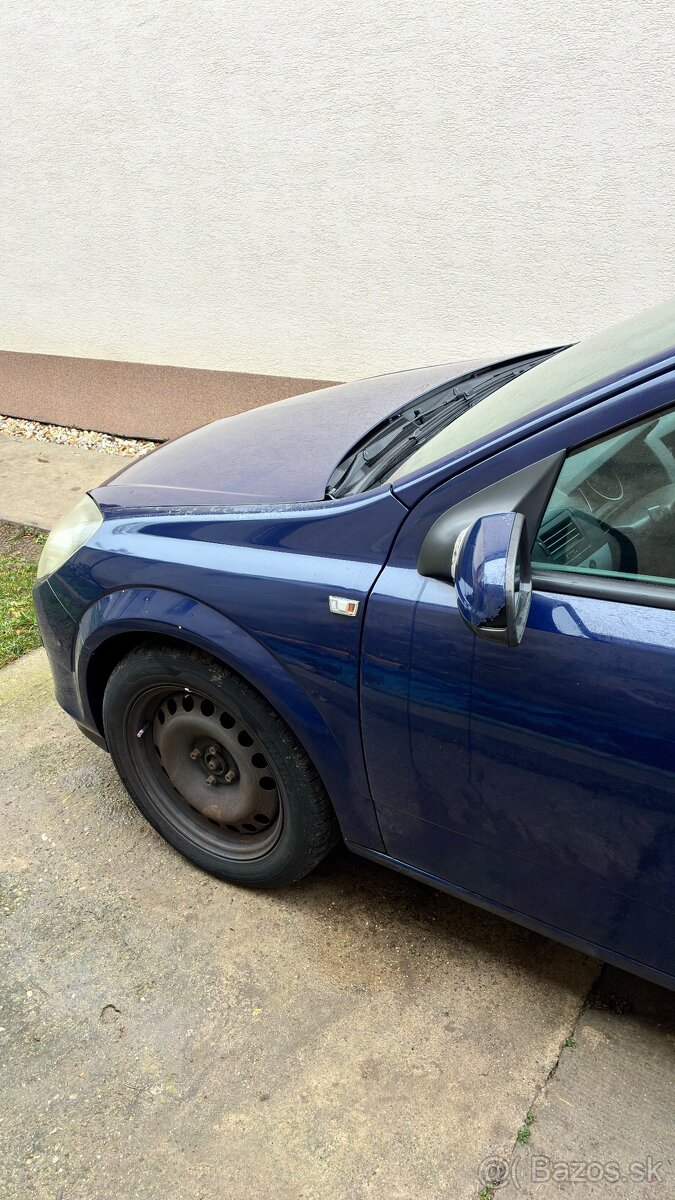 Opel Astra H 1.4 benzín, MANUÁL, r. 2004 – STK 06/2026 - 8